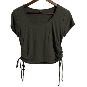 Green wild fable scrunched crop-top